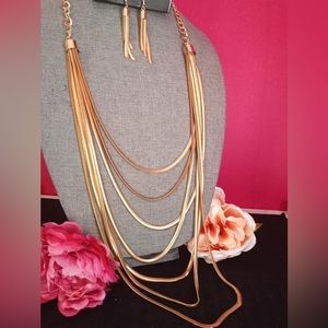 Zi Statement necklace The Commanding